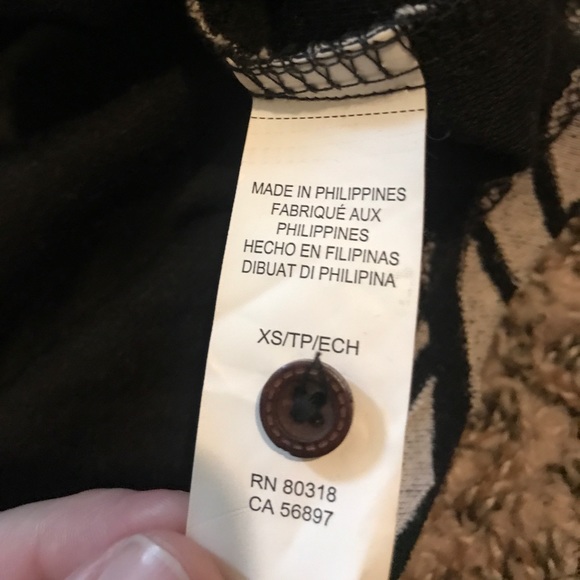 Lucky Brand top 🌟 - Picture 8 of 8